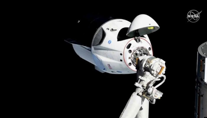 SpaceX Dragon capsules landing scares Florida residents to death