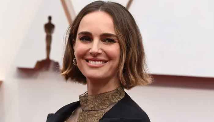 Natalie Portman all smiles as she makes first appearance since husbands cheating scandal