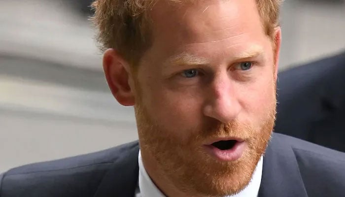Prince Harry talks about getting paranoid as Eton pals mistrust persist
