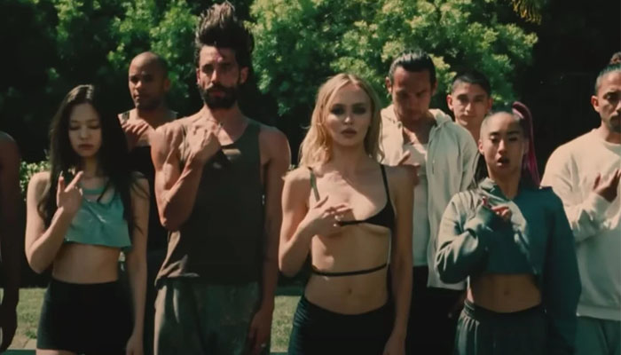 There was backlash after Jennie was seen in a sensual scene in the episode