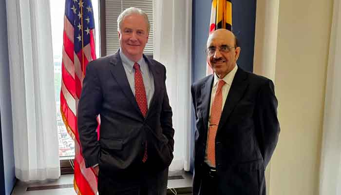 Ambassador Masood Khan met with US Senator Chris Van Hollen in Washington today. — Radio Pakistan