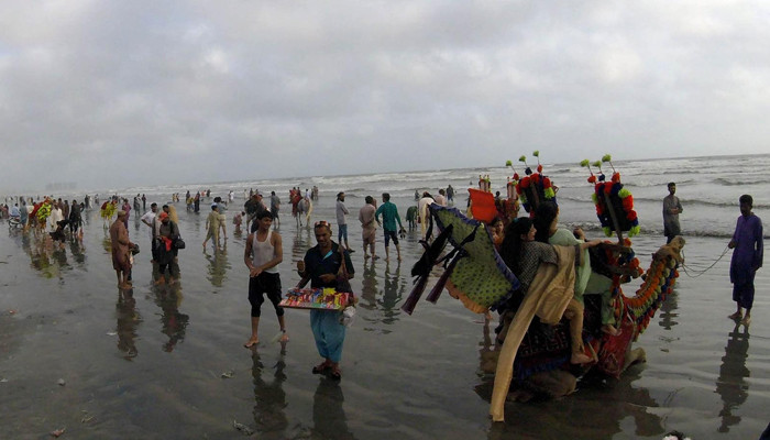Public barred from visiting Karachi beaches as threat of Biparjoy grows