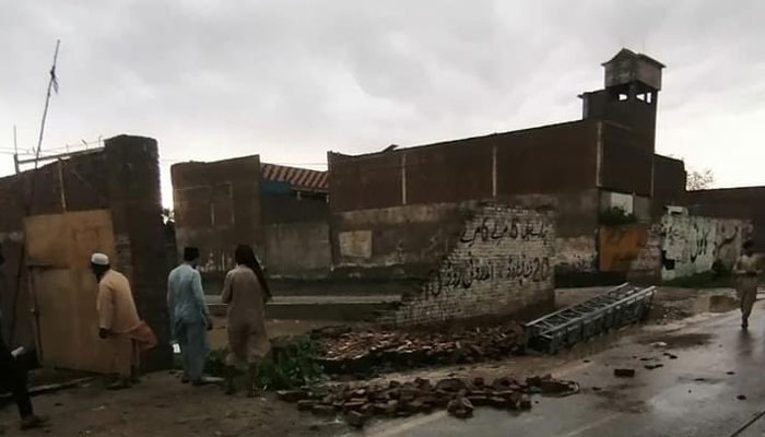 At least 11 deaths from Bannu district in roof collapse incidents. — Twitter/iSiyarAliShah