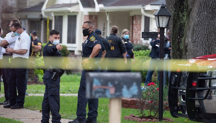 Houston nightclub mass shooting leaves 6 injured; one critical