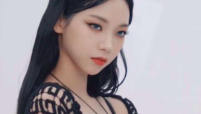 Fans of the group were elated when they saw that Karina had made the switch to blonde