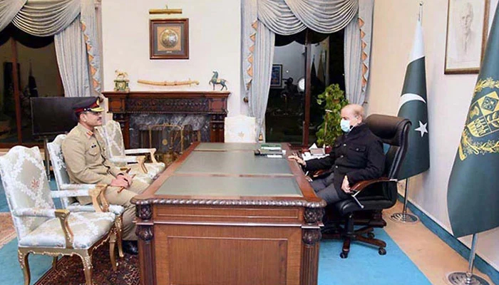 Chief of the Army Staff Gen Syed Asim Munir calls on Prime Minister Shehbaz Sharif. — APP/FIle