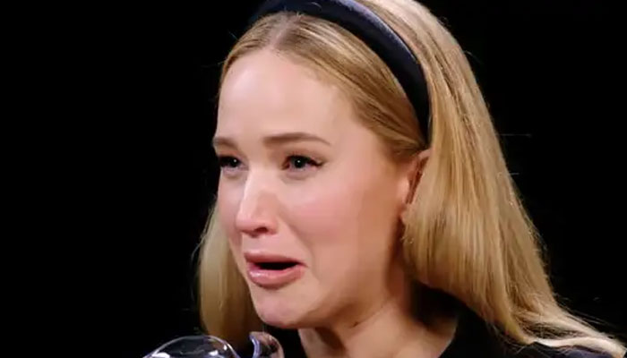 Jennifer Lawrence caved into the spiciest sauce on earth.