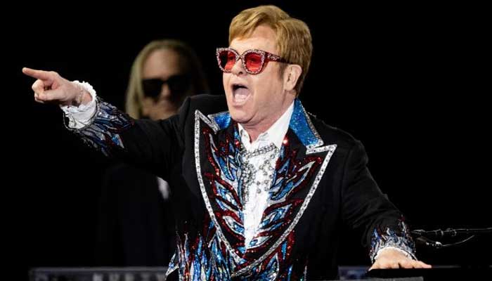Ove 7 million people watch Elton John performance