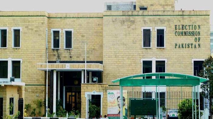 ECP directs parties to submit applications for election symbols ahead of general polls 