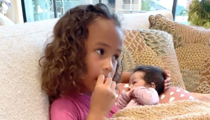 Chrissy Teigens daughter Luna cuddles baby brother Wren in heartwarming video