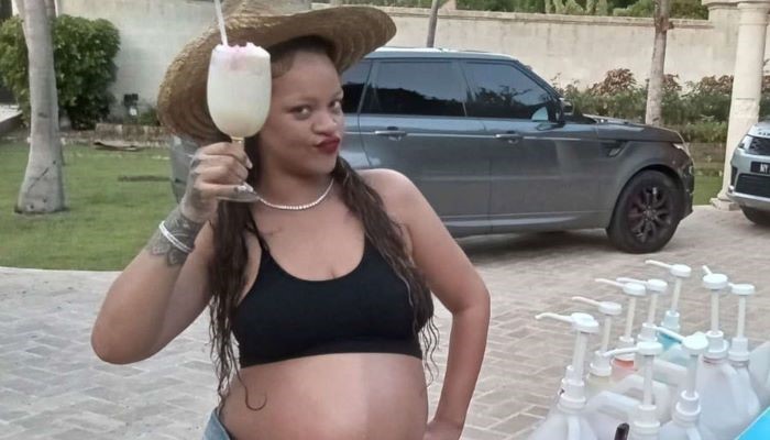 Rihannas enjoys snow cones in the Caribbean with A$AP Rocky
