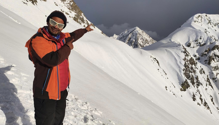 Pakistani climber Asif Bhatti pictured on the snow-covered mountains in the Karakoram Range. — Twitter/@KarakoramClub