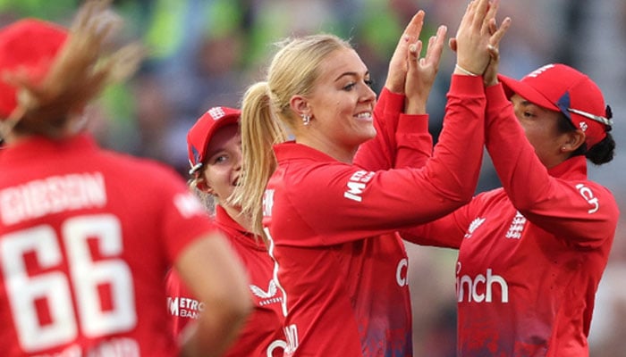 Englands thrilling victory over Australia in the second T20 keeps Ashes hopes alive.—Twitter@BBCSport