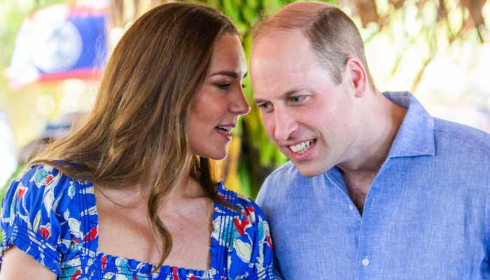 Prince William, Kate Middleton get romantic in public