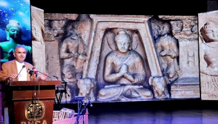 PM’s Taskforce on Gandhara Tourism Chairman Dr Ramesh Kumar Vankwani addresses a Culture Exhibition on Gandhara Civilisation. — APP/File