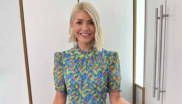 Holly Willoughby used to take a vacation to relax with her children and her former co-host Phillip Schofield