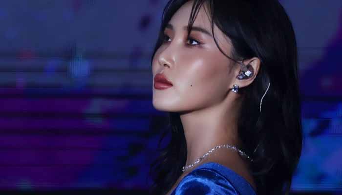 The complaint claimed that Hwasa caused the viewers to feel discomfort and that the public felt “shame”