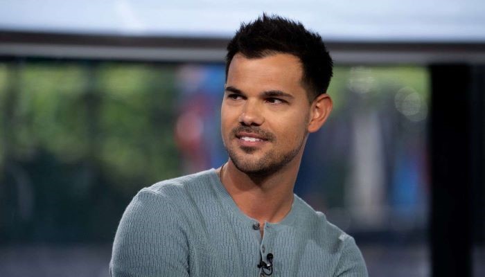 Taylor Lautner corrects fans, says, its Lowt-ner, not Lawt-ner