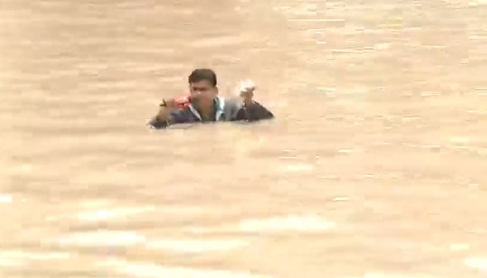 Abhishek Upadhyay, ABP News reporter. — Twitter/@ABPNews