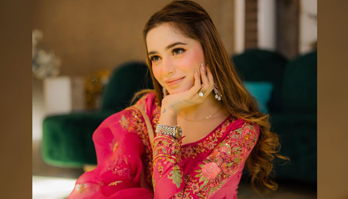 Pakistani singer Aima Baig. — Instagram/@aima_baig_official