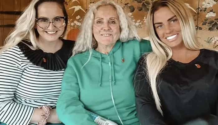 Amy Price says she died during lung transplant