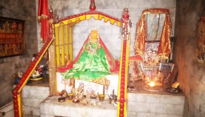 A mandir in Karachis Soldier Bazaar. — Twitter/@murtazawahab1