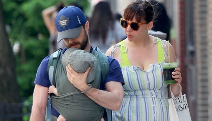 Daniel Radcliffe shares thoughts on fatherhood