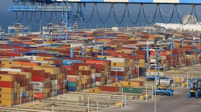Current account posts surplus as imports dip Current account posts surplus as imports dip