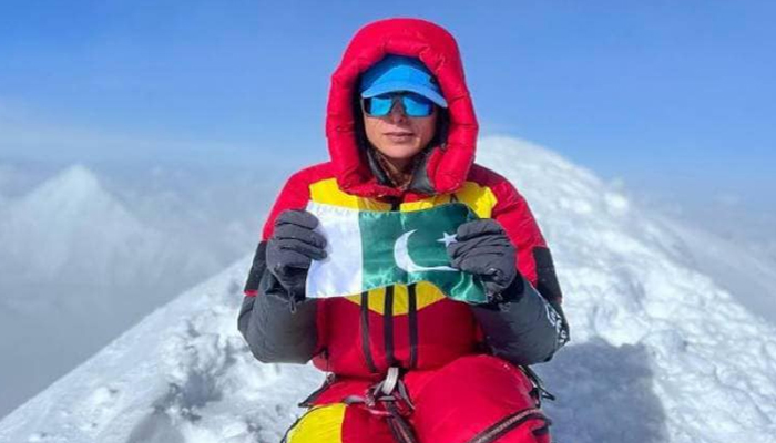 Famous mountaineer successfully ascends 8,000-metre peak at 2:03am. — Facebook/Karrar Haidri