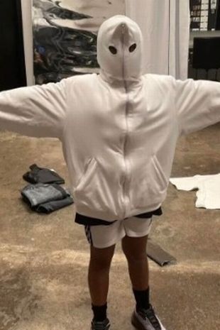 Kanye west deals off white hoodie