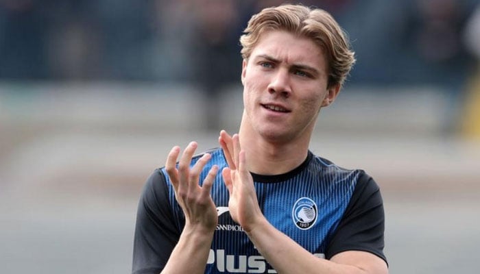 Atalanta wants £60m for Rasmus Hojlund - and he has been heavily linked with Manchester United.—Getty Images
