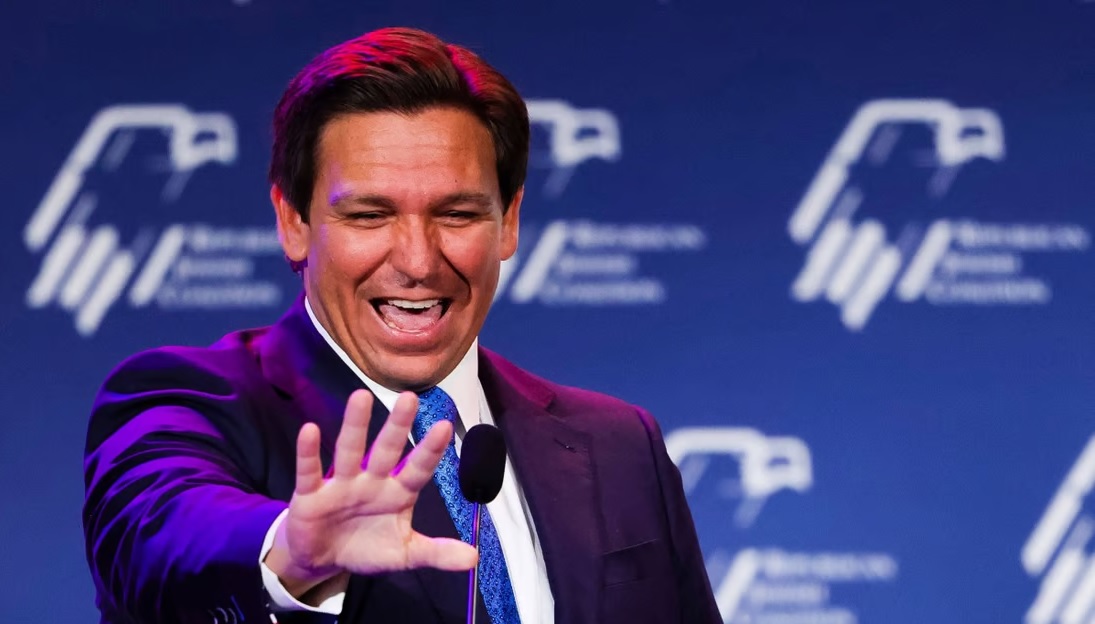 Republican Florida Governor Ron DeSantis waves to supporters at an event in Las Vegas in November 2022. — AFP/File