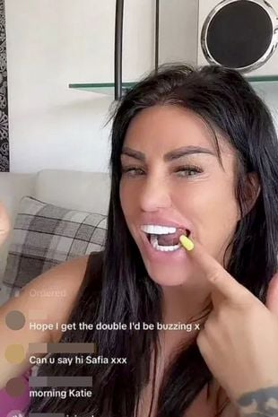 Katie Prices awkward blunder: Tooth falls out during live video