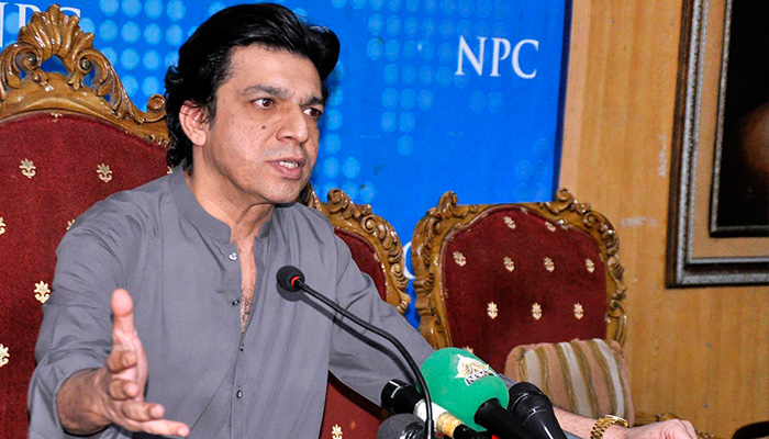 Former federal minister Faisal Vawda addressing a press conference in this undated photo. — APP/File