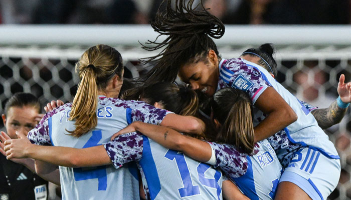 TOPSHOT - Spain players celebrate thir third goal during the Australia and New Zealand 2023 Women´s World Cup round of 16 football match between Switzerland and Spain at Eden Park in Auckland on August 5, 2023.— AFP