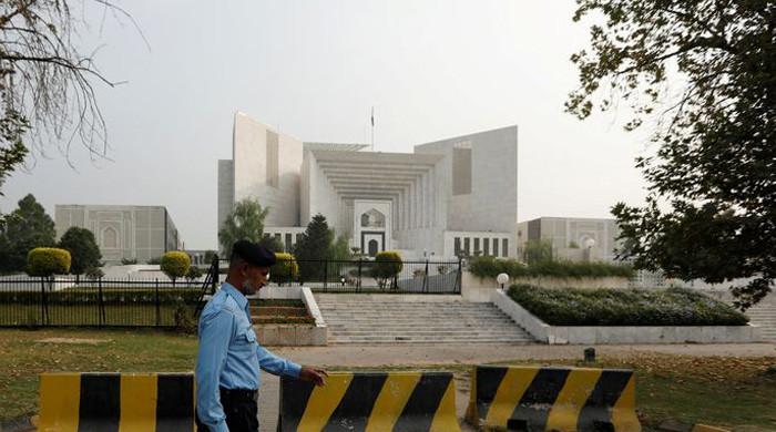 SC registrar returns PTI chief's Toshakhana case plea