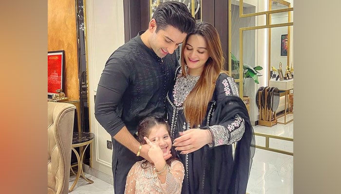 Aiman Khan and Muneeb Butt with their daughter Amal. — Instagram/@muneeb_butt