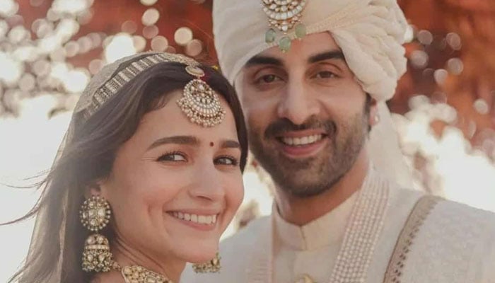 Is Alia Bhatt really happy? Actress finally answers most searched question about her