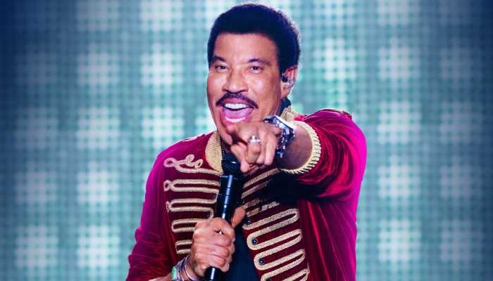 Lionel Richie cancelled his Saturday show an hour after it was scheduled to begin