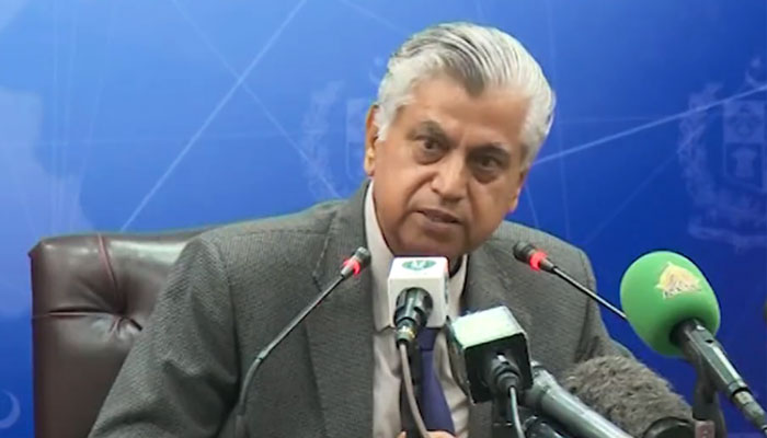 Newly-appointed caretaker Information Minister Murtaza Solangi speaks during a press conference in Islamabad on August 18, 2023. — Twitter/@geonews_urdu