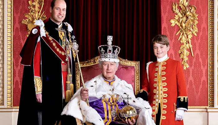 King Charles decides to abdicate for Prince William?