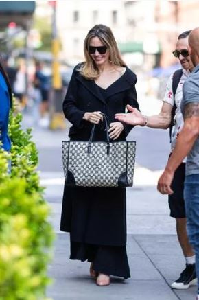 Angelina Jolie shocks fans with dazzling blonde transformation