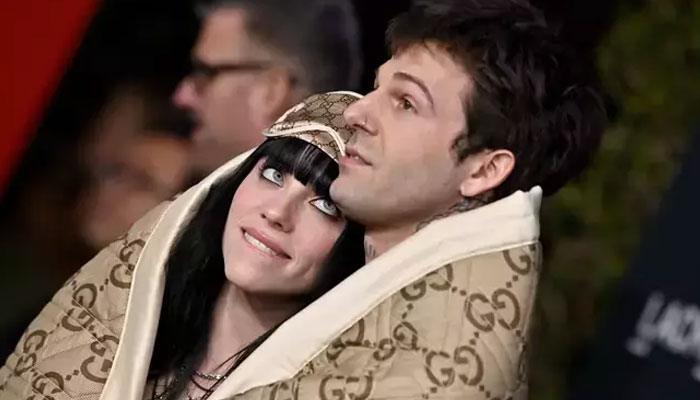 Billie Eilish fans go berserk against Jesse Rutherford: See why