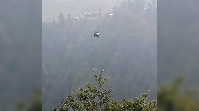 What are rescue options for people stranded in Battagram cable car? 