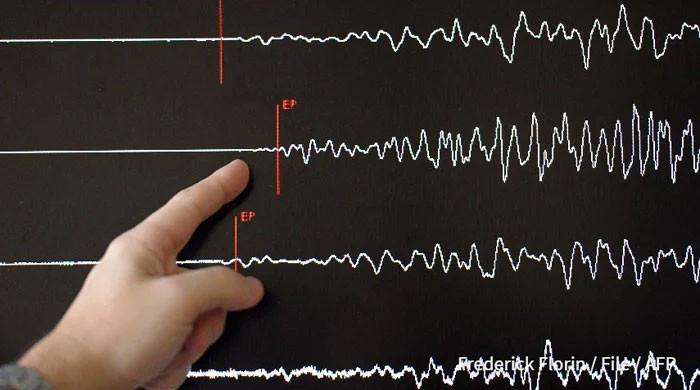 Strong 5.4 magnitude seism rocks Panama’s northern coast