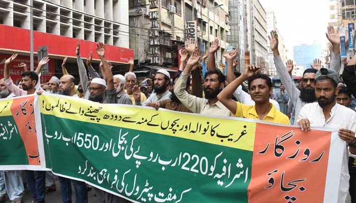 Traders in Karachi protesting against hike in electricity tariffs on August 28, 2023. — Online