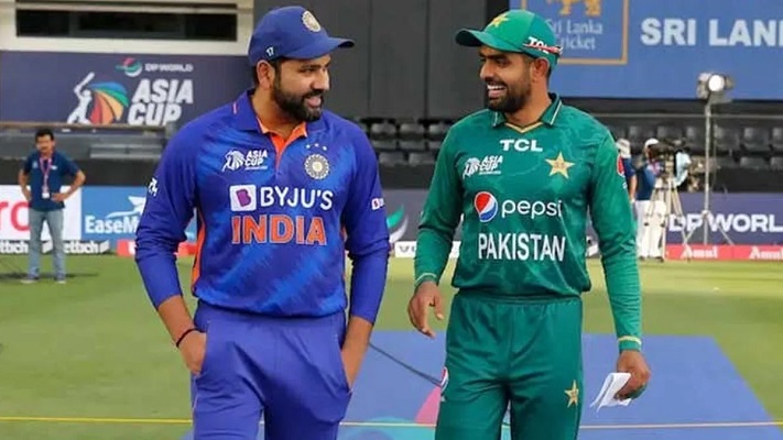 Indian skipper Rohit Sharma (left) and Pakistan captain Babar Azam. — ACC