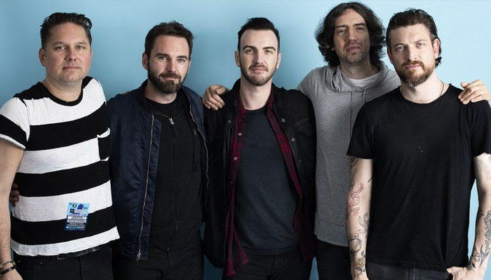 Drummer Jonny Quinn and bassist Paul Wilson have quit the famous rock band Snow Patrol