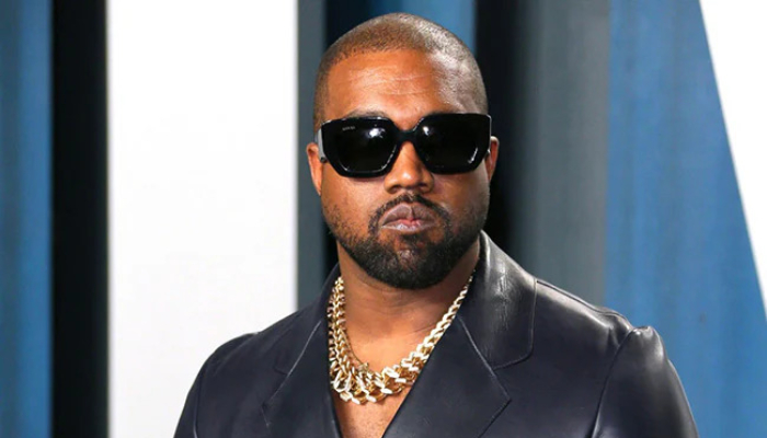 Kanye West resurfaces at friends performance after Italy controversy