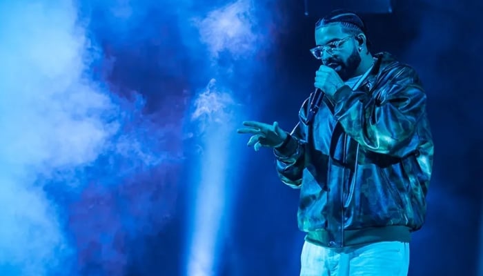 Drake surprises fan who spent furniture money on concert tickets; gives generous cash gift